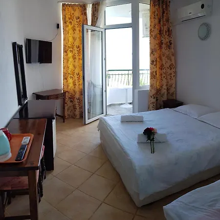 Guest house Sunny Island 2*