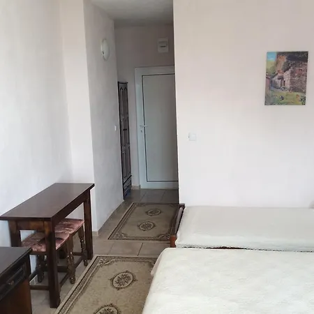Guest house Sunny Island 2*