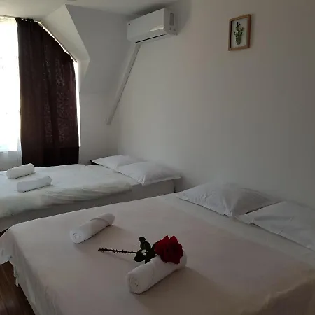 Sunny Island 2* Obzor