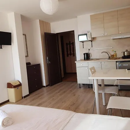 Sunny Island Gæstehus Obzor