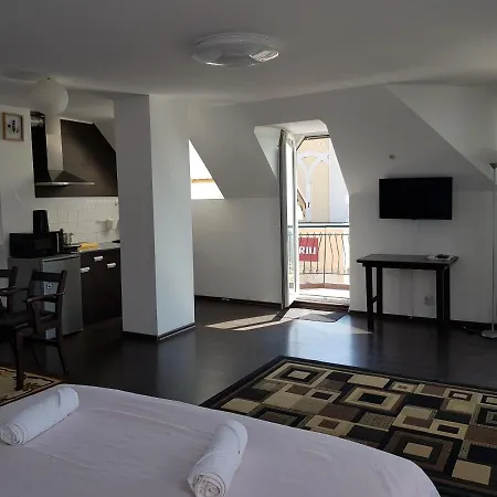 Sunny Island Guest house 2*