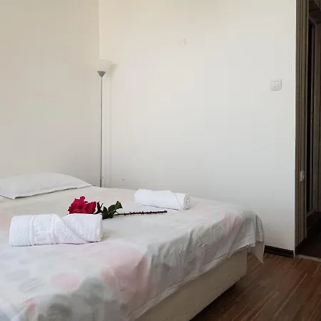 Sunny Island Guest house 2*