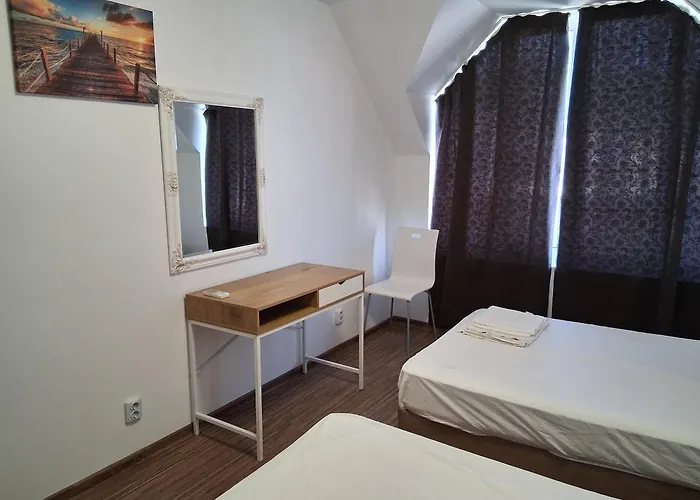 Pensión Sunny Island 2*