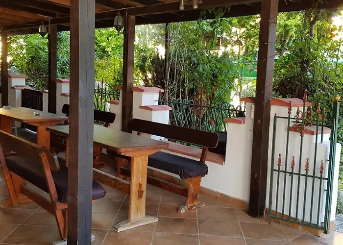 Pensión Sunny Island 2*