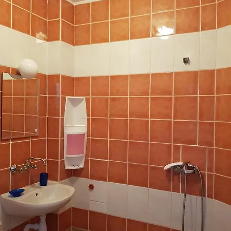 Sunny Island 게스트하우스 2*