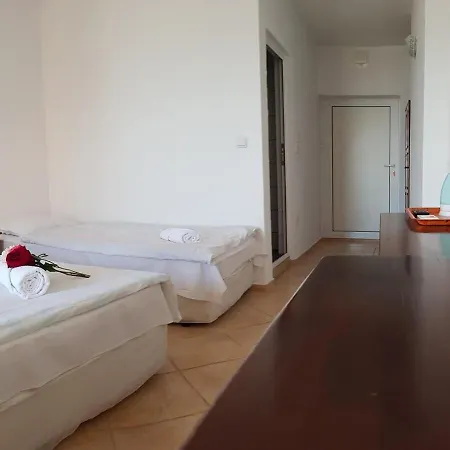 Sunny Island Guest house