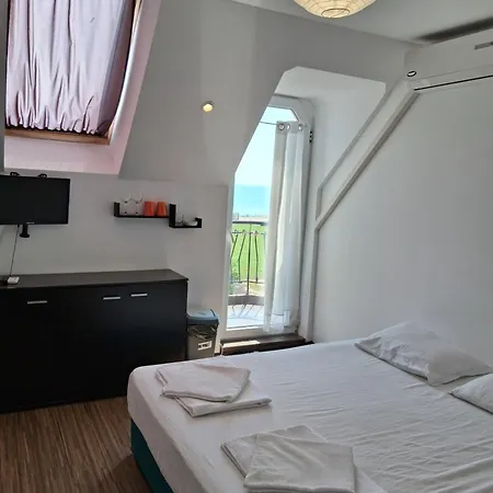 Sunny Island 2* Обзор